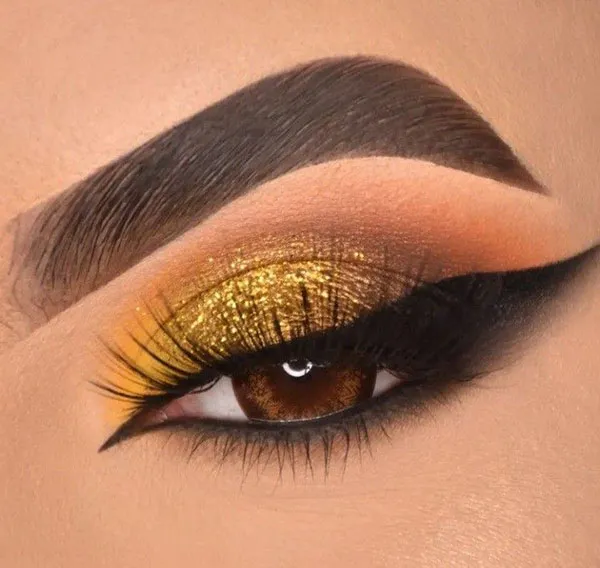 Golden eyeshadow 6