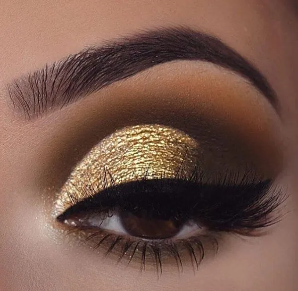 Golden eyeshadow 7