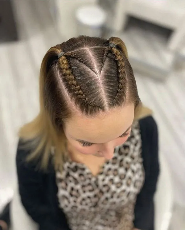 مدل بافت مو کف سری دخترانه | 37 ایده خاص و ترندی برای استایل شیک و متفاوت 2025! 9 Hair weave model on the scalp 30