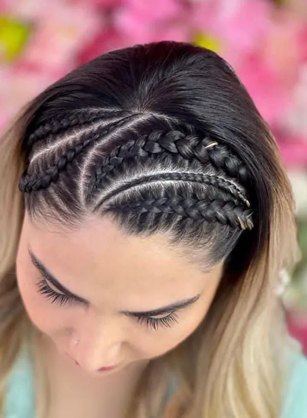 مدل بافت مو کف سری دخترانه | 37 ایده خاص و ترندی برای استایل شیک و متفاوت 2025! 12 Hair weave model on the scalp 7