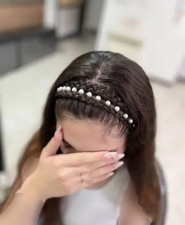 Hair weave with white pearls 4
