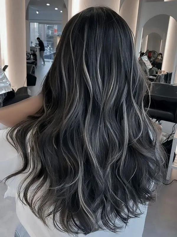 Highlight color on black hair 15