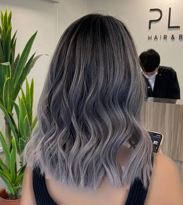 Highlight color on black hair 5