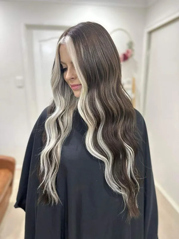 Highlighting the front of the hair 12