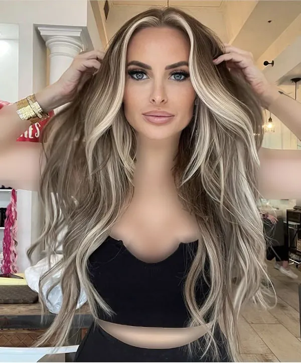 Highlighting the front of the hair 29
