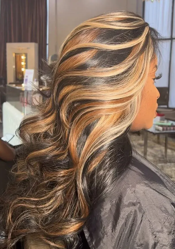 هایلایت مو عسلی دخترانه | ظاهری گرم، شیک و دخترونه برای 1404! 6 Honey hair highlights 2