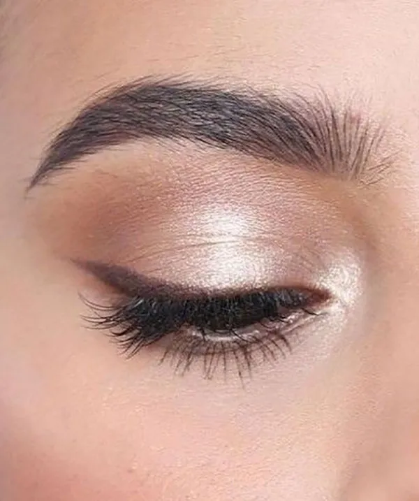 مدل میکاپ چشم لایت دخترانه | 25 مدل ترندی و خاص که همین الان باید ببینی! 29 Light eye makeup 24