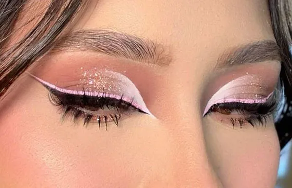 34 مدل میکاپ چشم خطی دخترانه برای همه فرم چشم؛ترند جذاب امسال که همه میزنن! 6 Lined eye makeup 32