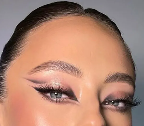 34 مدل میکاپ چشم خطی دخترانه برای همه فرم چشم؛ترند جذاب امسال که همه میزنن! 7 Lined eye makeup 4