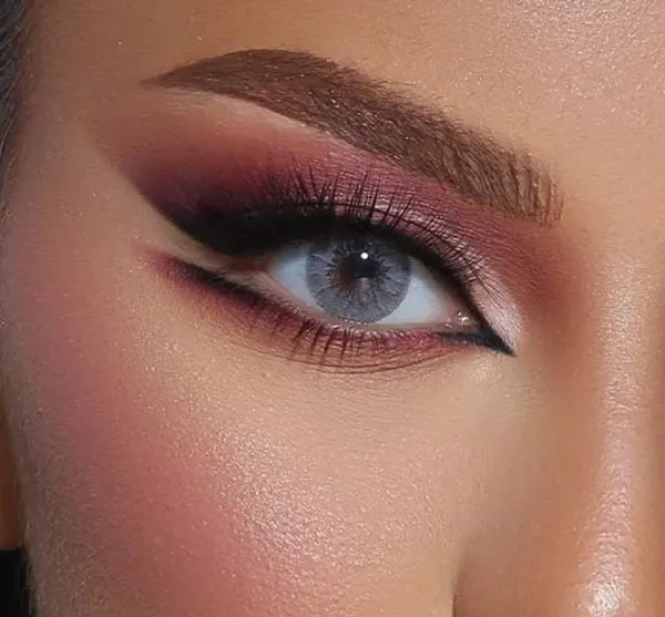 34 مدل میکاپ چشم خطی دخترانه برای همه فرم چشم؛ترند جذاب امسال که همه میزنن! 12 Lined eye makeup 7