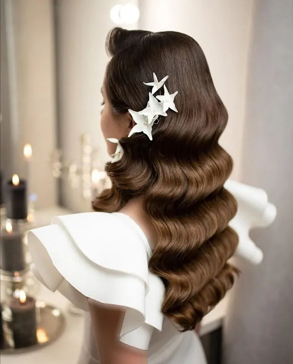 Long formal hairstyle 23