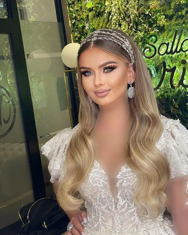 Long formal hairstyle 5