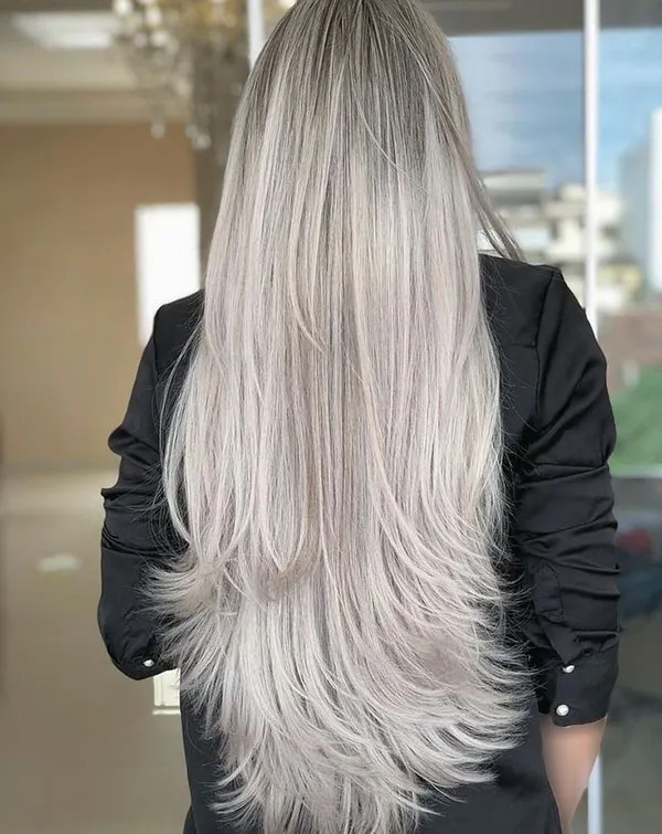 Long hair highlights 31