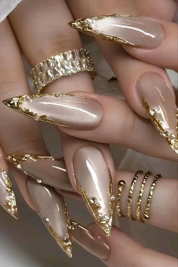Luxury nail polish color 7