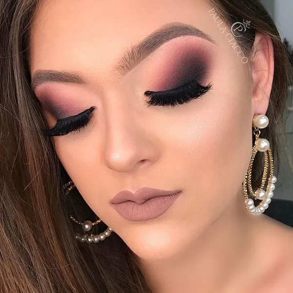 جدیدترین میکاپ با چشم بسته 1404؛ چالش جذاب و پرخنده این روزهای شبکههای اجتماعی ! 30 Makeup with eyes closed 27