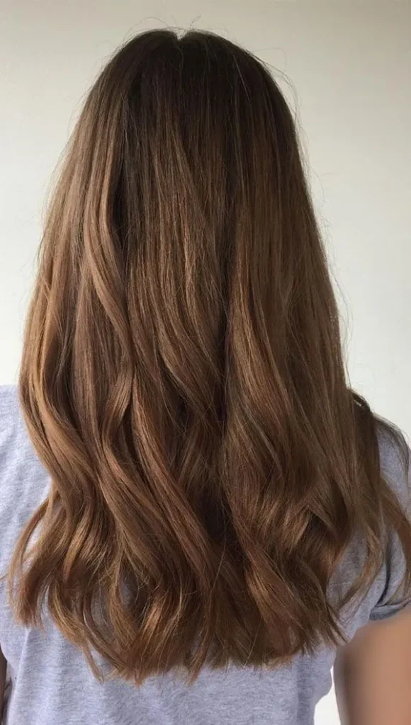 رنگ مو موکا بدون دکلره دخترانه 1404 | رنگ گرمی که این روزا خیلی ترنده! 14 Mocha hair color without bleach 13