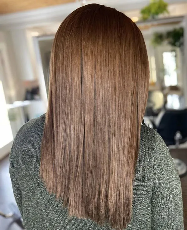 رنگ مو موکا بدون دکلره دخترانه 1404 | رنگ گرمی که این روزا خیلی ترنده! 22 Mocha hair color without bleach 21