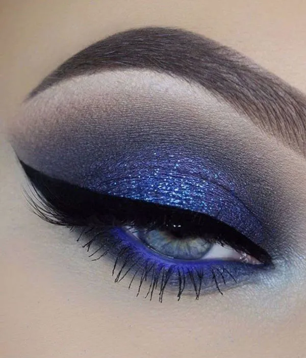 Navy blue eyeshadow 14