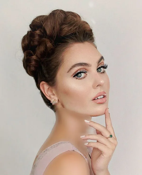 New European chignon models 23