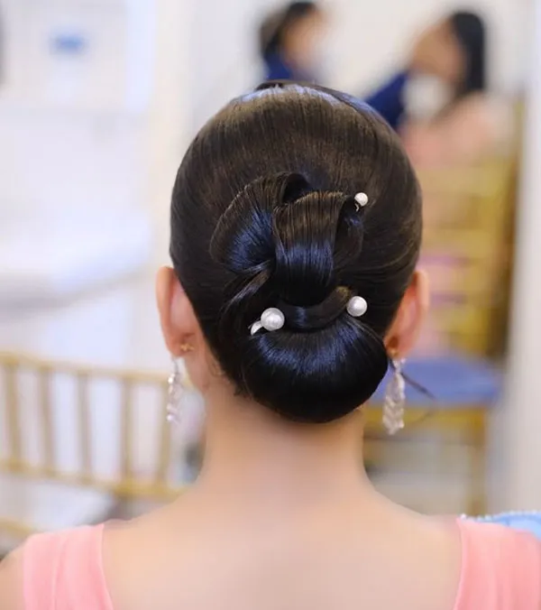 New European chignon models 26