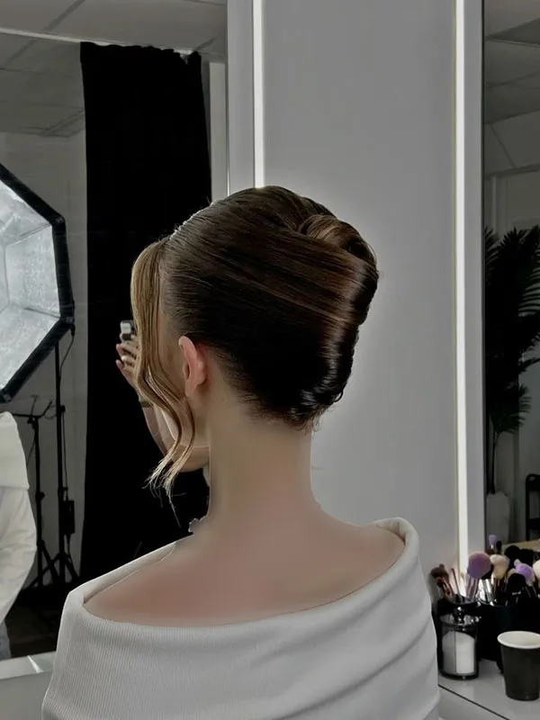 New European chignon models 3
