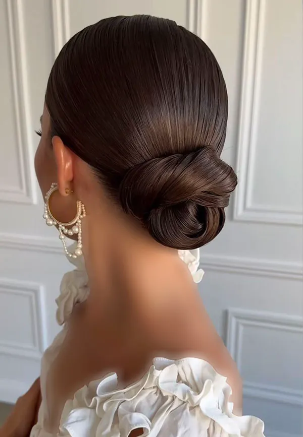 New European chignon models 4