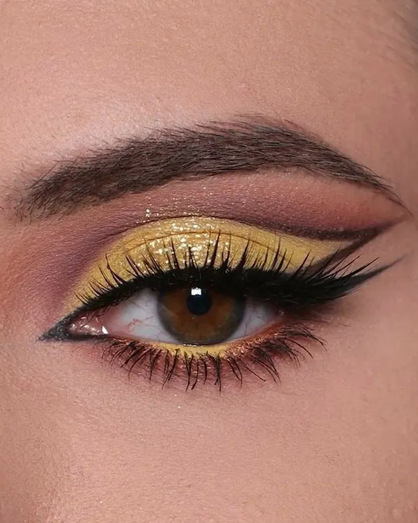 New girls eyeshadow model 18