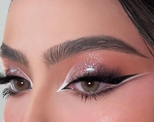 New girls eyeshadow model 19