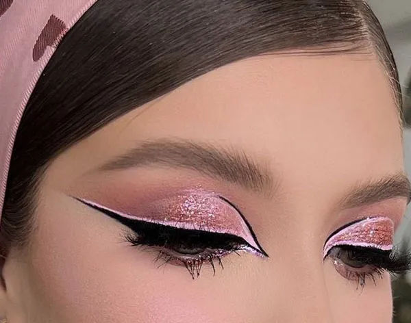 New girls eyeshadow model 5