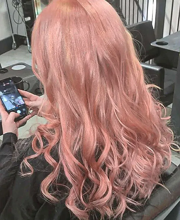 39 مدل رنگ مو پوست پیازی جدید؛ آمادهای با این رنگ، استایل جدیدت رو بسازی؟ 10 Onion skin hair color 6