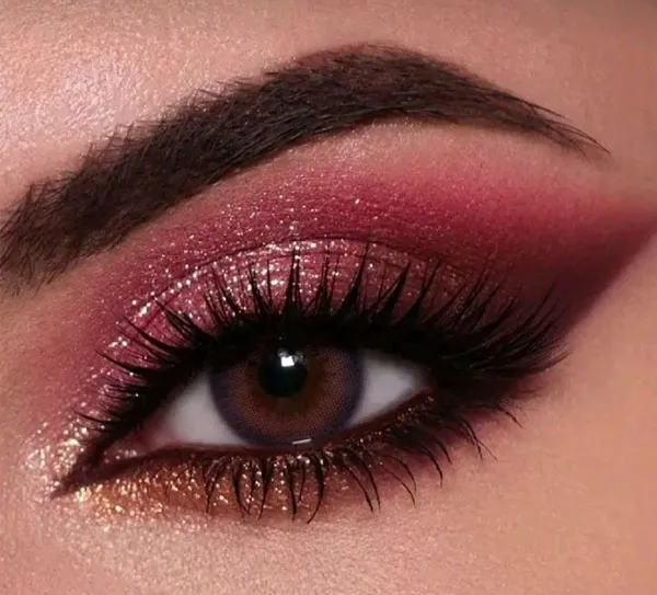 مدل سایه چشم قرمز دخترونه؛ جسورانه ترین ترند میکاپ 2025! 4 Red eye shadow 1
