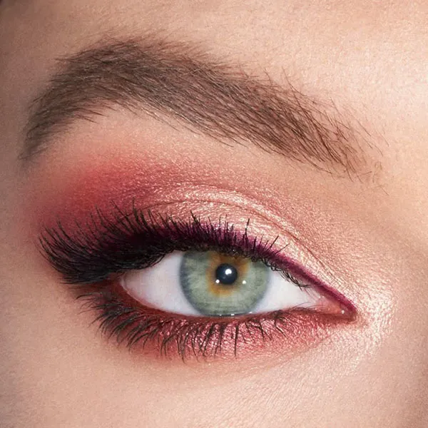 مدل سایه چشم قرمز دخترونه؛ جسورانه ترین ترند میکاپ 2025! 9 Red eye shadow 5