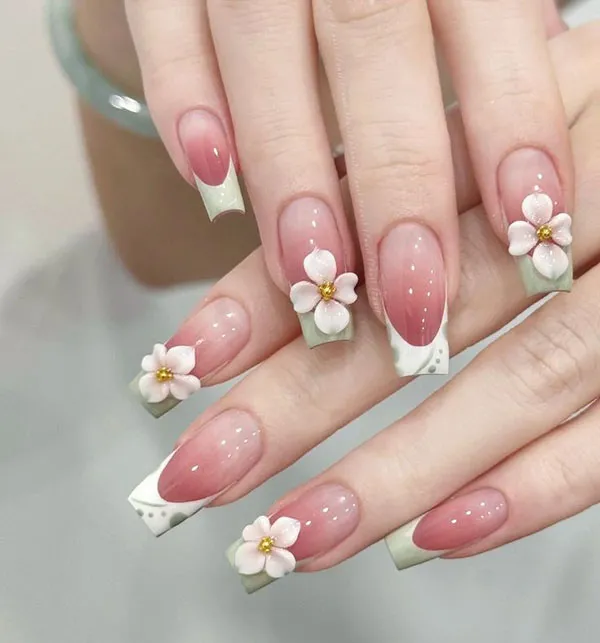 مدل ناخن گلدونی کوتاه دخترانه جدید 2025 | ساده، خاص و همیشه ترند! 24 Short flower nail design for girls 22
