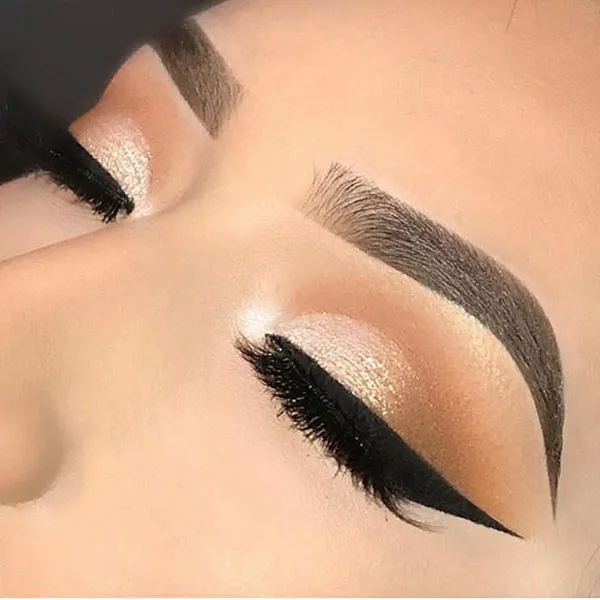 Simple eye makeup 6