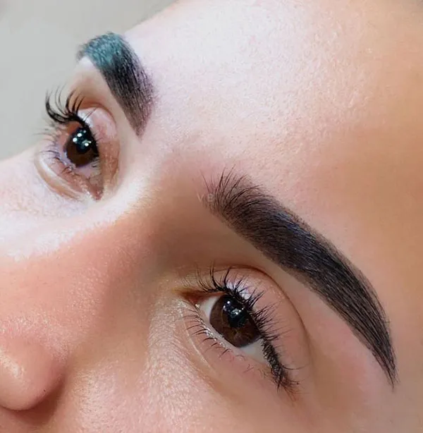 The best eyebrow model 32