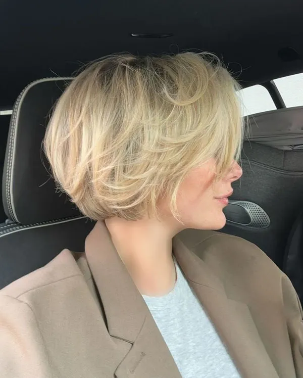 The latest short hairstyles for women 2025 5