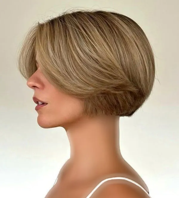The latest short hairstyles for women 2025 7