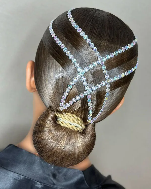 مدل موی دخترانه ترند 2025؛ از باب کوتاه تا موجهای رمانتیک! 27 Trendy hairstyles for girls 20