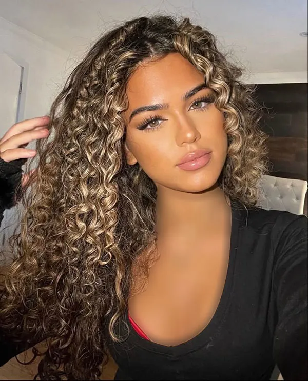 میدونی چه رنگ موی به پوست سبزه میاد؟ جواب اینجاست + راهنمای کامل 2025! 28 What hair color suits green skin 23
