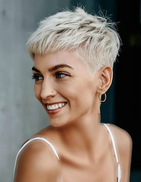 Womens Tifosi hairstyle 8