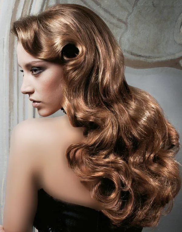 39 مدل مو فر درشت باز مجلسی زنانه | شیک، حجیم و فوقجذاب! 23 Womens loose curly hairstyle 19