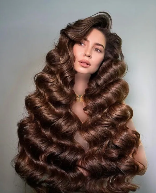 39 مدل مو فر درشت باز مجلسی زنانه | شیک، حجیم و فوقجذاب! 4 Womens loose curly hairstyle 2