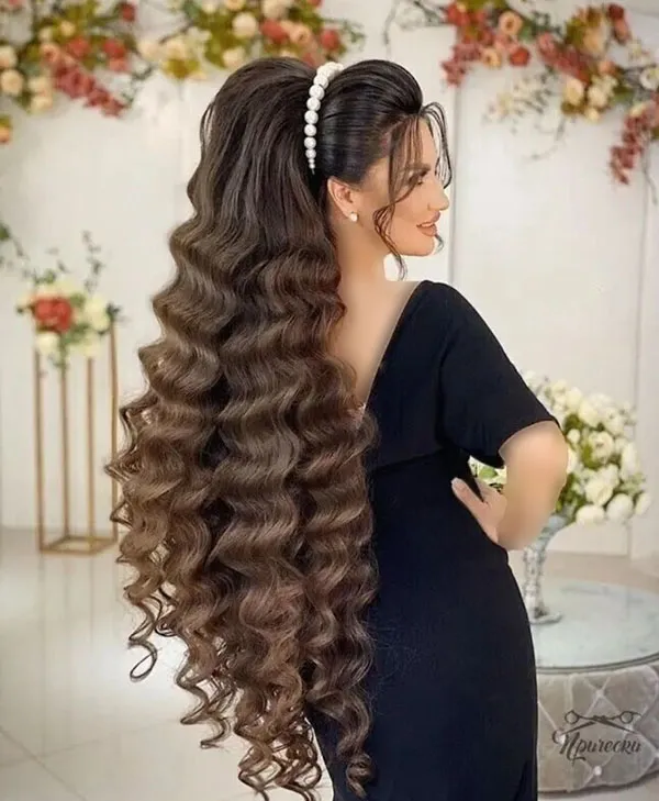 39 مدل مو فر درشت باز مجلسی زنانه | شیک، حجیم و فوقجذاب! 31 Womens loose curly hairstyle 29