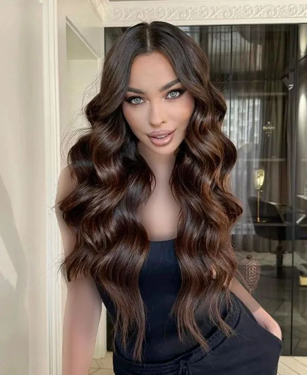 39 مدل مو فر درشت باز مجلسی زنانه | شیک، حجیم و فوقجذاب! 7 Womens loose curly hairstyle 3