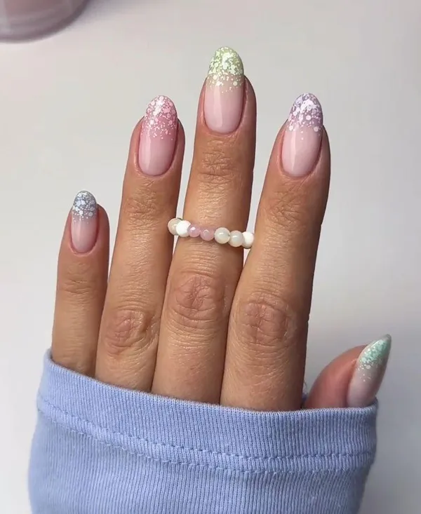 french glitter nails diakoland photo 2