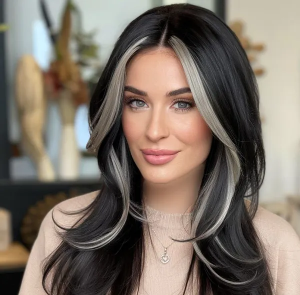 رنگ مو هایلایت تیره و روشن | 30 ترکیب خاص برای موهای جذاب و استایلی متفاوت 32 hair highlight dark light diakoland photo 25