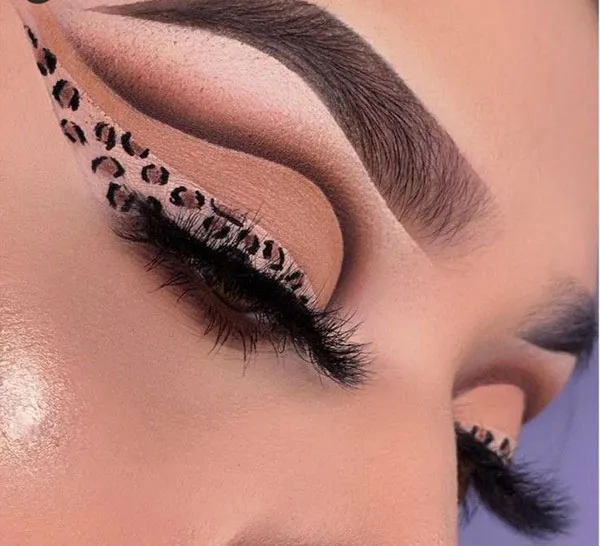 leopard shadow 24