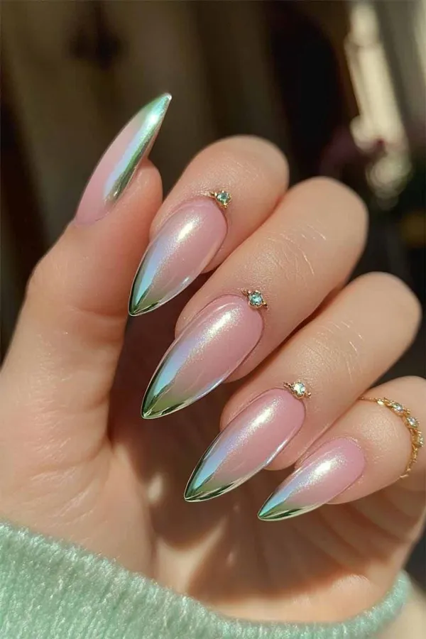 جدیدترین ایده طراحی ناخن 2025؛ بهترین مدل رو برای امسال انتخاب کردی؟ 38 nail design ideas diakoland photo 19