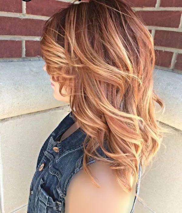 مدل رنگ مو کهربایی دخترانه؛ ترند گرم و درخشان 2025 8 Amber hair color 5