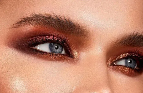 Attractive eye makeup photo 4
